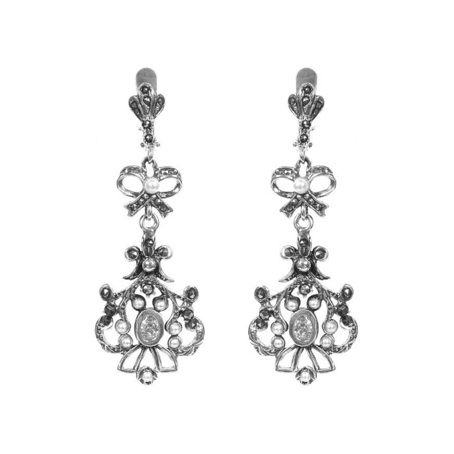 Earrings Catarina with Marcasites and Pearl in Silver